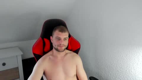 Snapshot of kozik1992 chatting on March 9, 6:06 am Bartek online show from March 9, 6:06 am