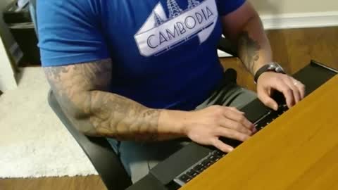 Snapshot of kp253 chatting on September 26, 9:19 pm KP online show from September 26, 9:19 pm