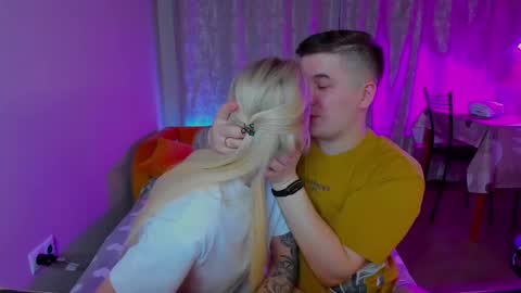 Snapshot of kratoslisandra chatting on February 23, 9:59 pm Lisandra online show from February 23, 9:59 pm