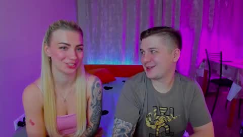 Snapshot of kratoslisandra chatting on March 6, 8:37 pm Lisandra online show from March 6, 8:37 pm