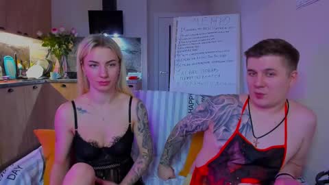 Snapshot of kratoslisandra chatting on March 9, 12:10 am Lisandra online show from March 9, 12:10 am