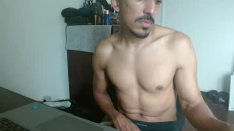 Snapshot of kravvek chatting on June 14, 4:03 am kravvek online show from June 14, 4:03 am