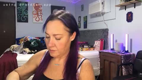 kreamyk420 online show from December 21, 10:11 am