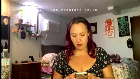 Snapshot of kreamyk420 chatting on March 24, 2:44 pm kreamyk420 online show from March 24, 2:44 pm