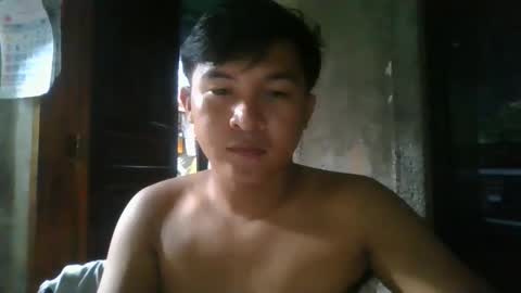 Snapshot of krezikeed chatting on October 24, 7:16 am krezikeed online show from October 24, 7:16 am