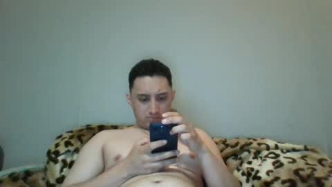 Snapshot of kriisrdz chatting on June 21, 3:53 am Cristian online show from June 21, 3:53 am