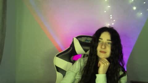 Kris online show from March 2, 2:35 pm