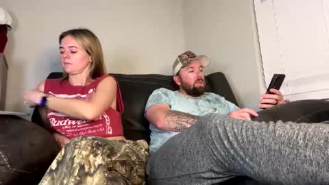 Kriscrinkle online show from May 8, 2:17 am