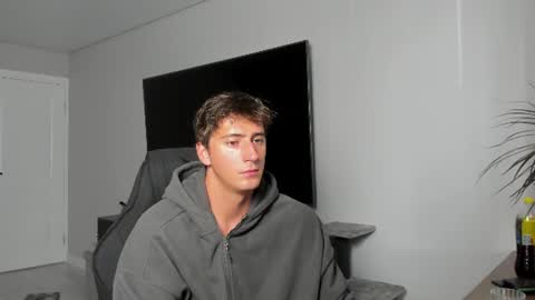 Snapshot of krishort chatting on July 8, 7:13 am krishort online show from July 8, 7:13 am