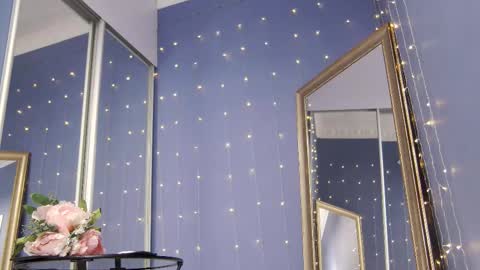 kriskras__ online show from November 11, 5:18 am