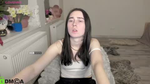 KrissLimada online show from April 3, 8:29 pm