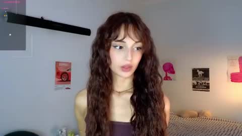 Kriss online show from June 25, 5:39 pm