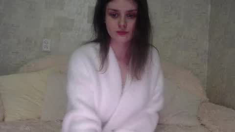 krissvoss online show from December 1, 9:09 pm