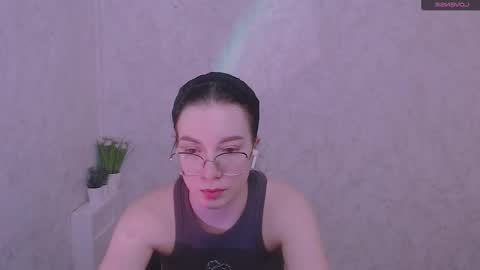 Kristen online show from March 6, 9:50 am