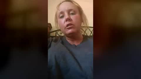 Snapshot of kristenyork45 chatting on August 6, 6:32 pm kristenyork45 online show from August 6, 6:32 pm