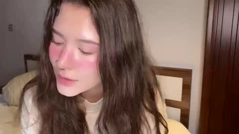 Snapshot of kristiekitty chatting on May 6, 1:25 am kristiekitty online show from May 6, 1:25 am