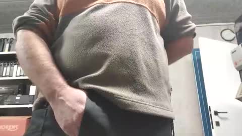 Snapshot of kristof1994 chatting on December 9, 10:11 am kristof1994 online show from December 9, 10:11 am