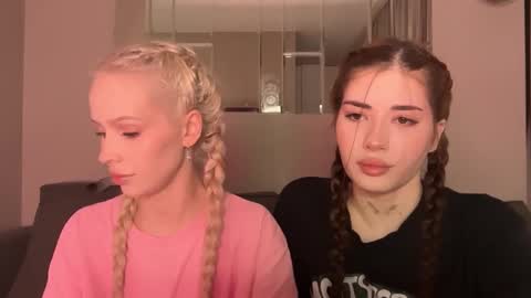 Kristy and Alice online show from February 7, 8:12 pm