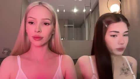 Kristy and Alice online show from February 24, 11:36 pm