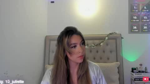 Snapshot of kristy_calderon chatting on May 2, 1:32 am Juliette online show from May 2, 1:32 am