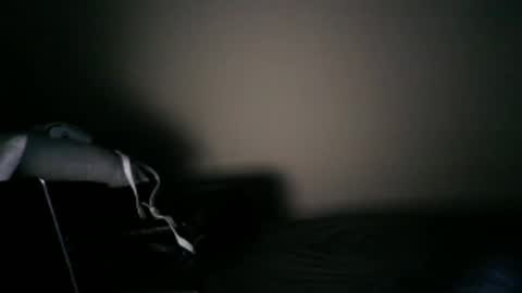 Snapshot of krisu1976 chatting on December 23, 2:39 pm krisu1976 online show from December 23, 2:39 pm