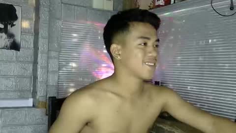 kritthanarkorn online show from February 3, 5:49 am