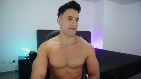 Snapshot of krops_ chatting on September 10, 12:05 pm KROPS online show from September 10, 12:05 pm