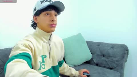 Kroy Wave  Muscle Tattoos Latino online show from June 2, 3:08 am