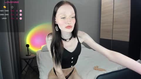 Snapshot of krstn_tg chatting on March 10, 4:49 am Kris online show from March 10, 4:49 am