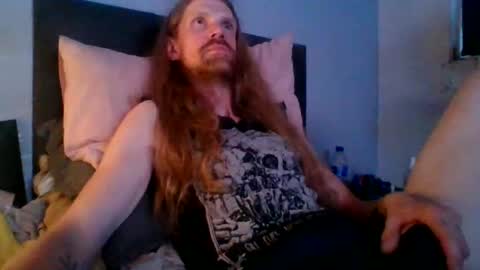 Snapshot of krullz123 chatting on June 30, 11:39 pm Krullz online show from June 30, 11:39 pm