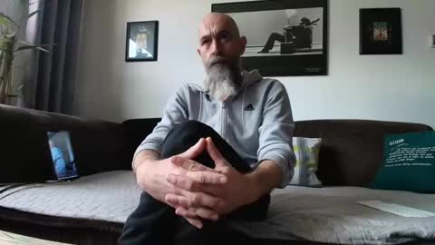 Snapshot of krummersaebel chatting on February 22, 1:35 pm krummersaebel online show from February 22, 1:35 pm