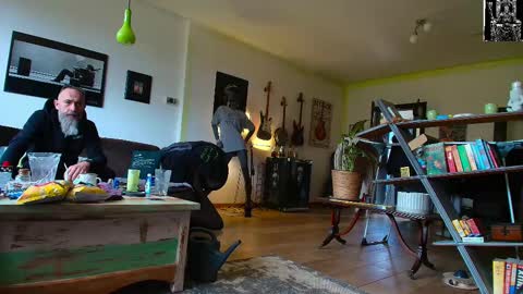 Snapshot of krummersaebel chatting on February 24, 12:16 pm krummersaebel online show from February 24, 12:16 pm