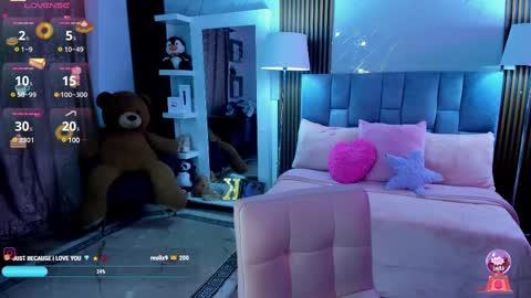 Snapshot of krysstal__ chatting on February 20, 6:17 am online show from February 20, 6:17 am