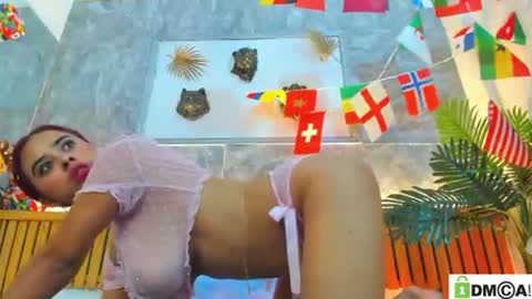 Snapshot of krystal_rosse_ chatting on June 18, 9:08 pm krystal online show from June 18, 9:08 pm
