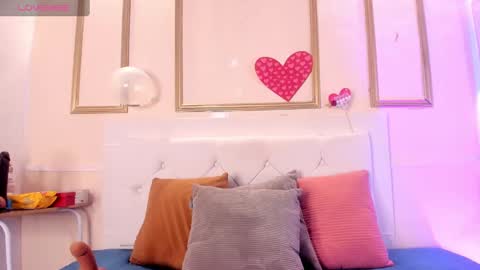 Snapshot of krystal_taylor23 chatting on March 9, 5:17 pm Kystal Taylor online show from March 9, 5:17 pm