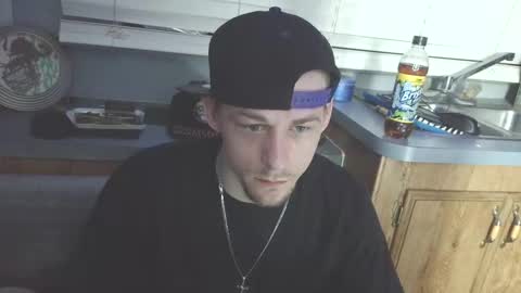 krytiar1992 online show from November 19, 11:16 pm