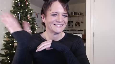 Cait online show from November 14, 2:10 am