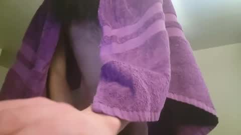 Snapshot of kubish1 chatting on February 21, 6:37 pm Kubish online show from February 21, 6:37 pm