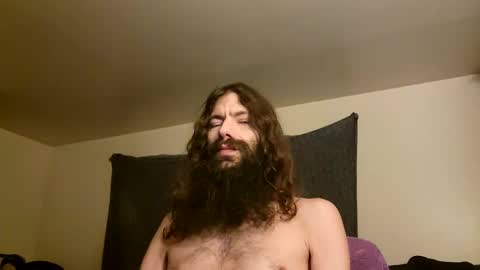 Snapshot of kubish1 chatting on October 6, 4:10 am Kubish online show from October 6, 4:10 am