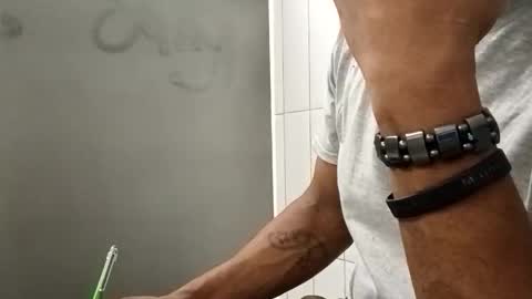 Snapshot of kumnice chatting on November 25, 4:51 pm kumnice online show from November 25, 4:51 pm