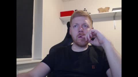 Snapshot of kunmig chatting on January 1, 11:51 pm Christian online show from January 1, 11:51 pm