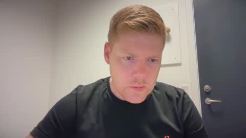 Snapshot of kunmig chatting on November 2, 8:11 pm Christian online show from November 2, 8:11 pm