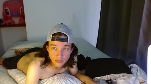 Snapshot of kunny_million chatting on October 10, 2:16 pm kunny_million online show from October 10, 2:16 pm