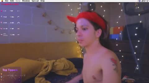 Snapshot of kuntboyzworld chatting on July 21, 9:17 pm Krypto hethey online show from July 21, 9:17 pm