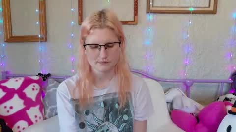 Samantha online show from April 19, 5:56 pm