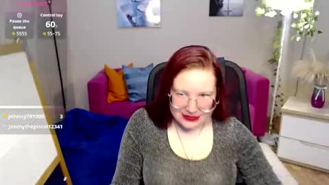 Snapshot of kuri_u chatting on April 18, 7:34 am kuri_u online show from April 18, 7:34 am