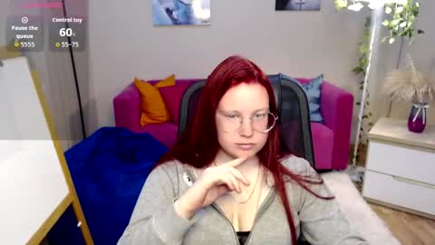 Snapshot of kuri_u chatting on April 21, 11:38 am kuri_u online show from April 21, 11:38 am