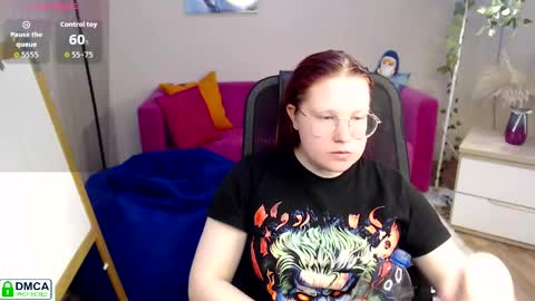 Snapshot of kuri_u chatting on May 11, 9:48 am kuri_u online show from May 11, 9:48 am