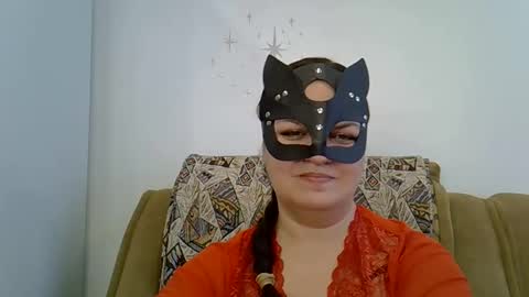 kurkuma_ online show from February 16, 1:29 pm