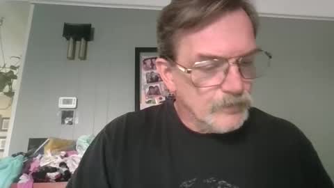 kurt3398 online show from May 4, 3:19 pm